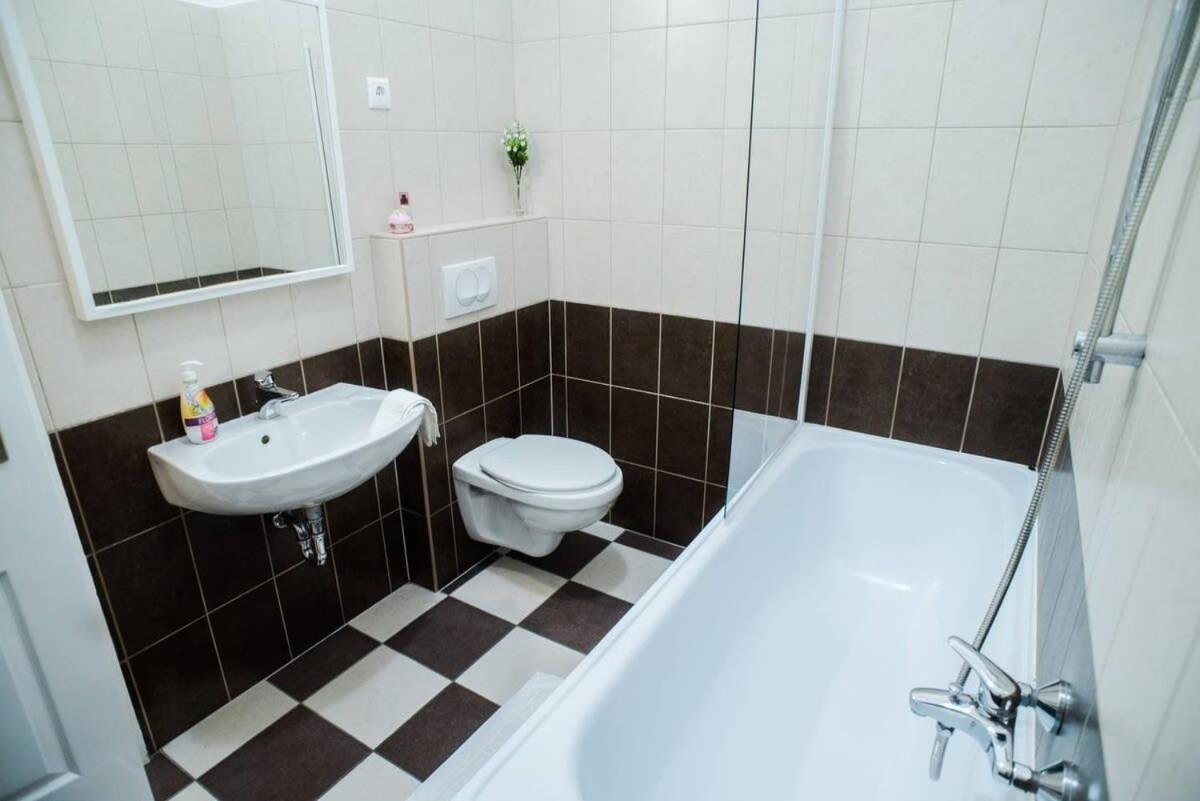 Very Central Spacious Ac Apartment Budapešť Exteriér fotografie